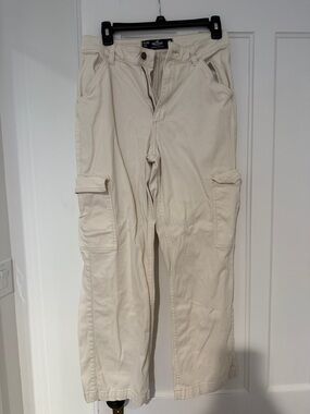 Women’s Cream Cargo Pants